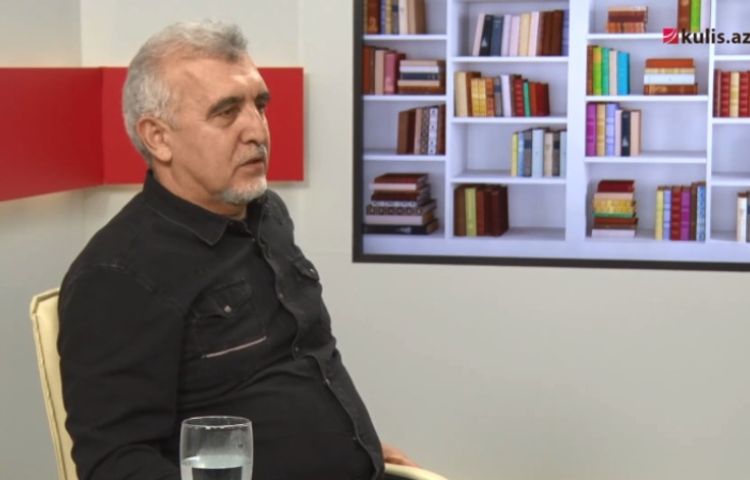 Rasim Qaraca: “Hər ad günümə bir kitab hədiyyə edirəm” - Video-söhbət