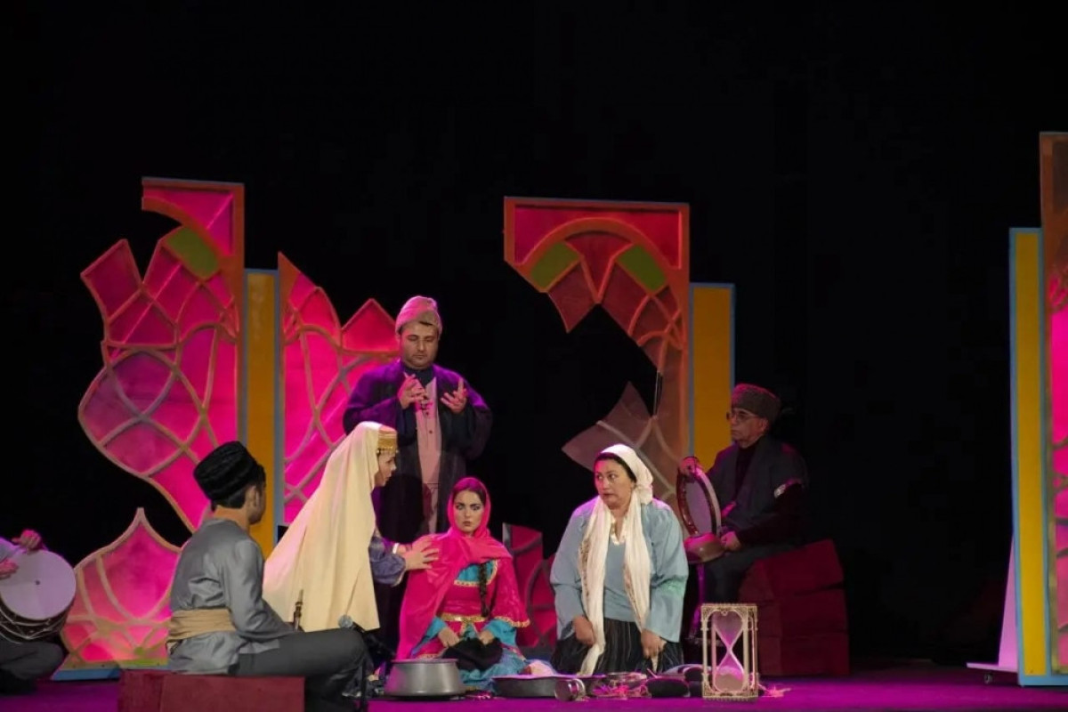 “Səhnə” teatrının ilk premyerası olub